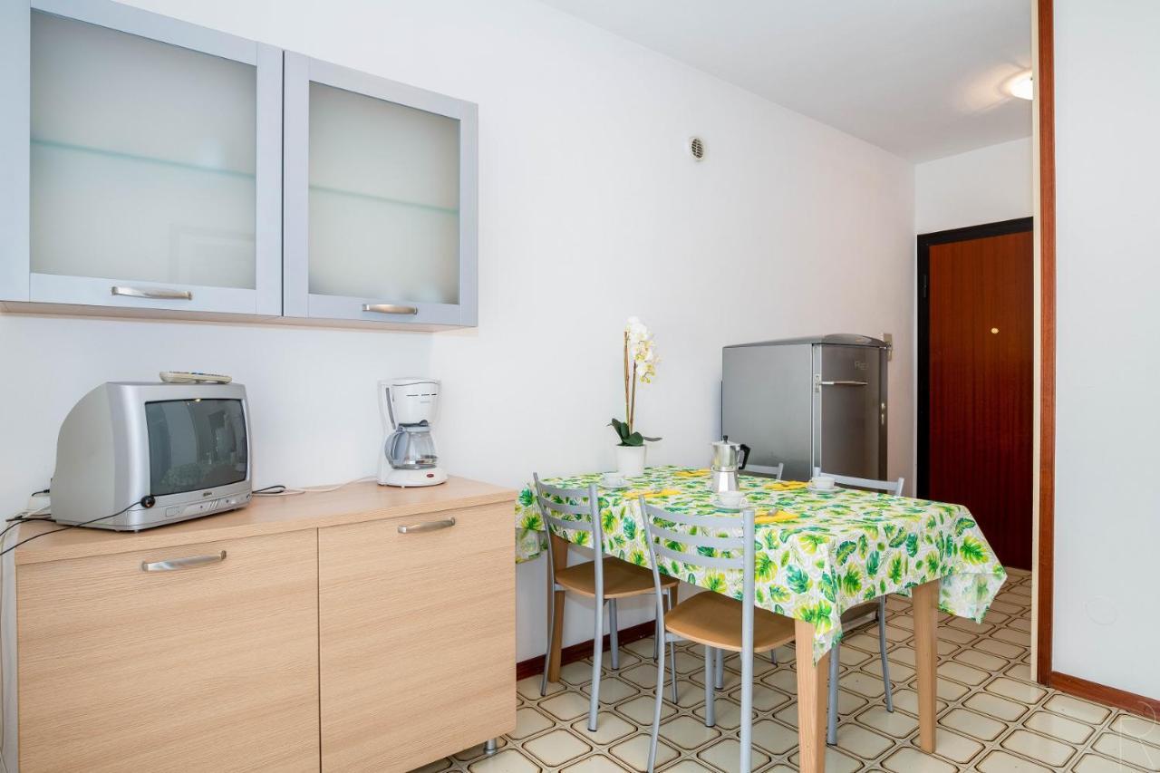 Sole B Apartment Bibione Exterior foto